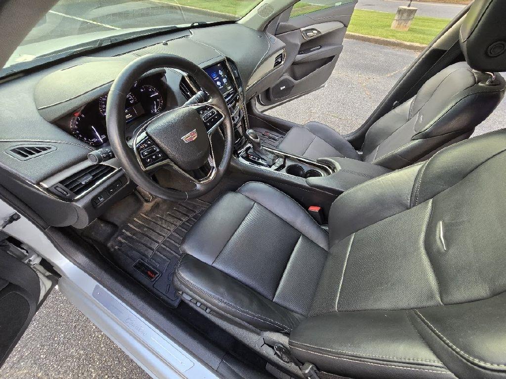 Cadillac ATS 2.0L Luxury RWD 2017