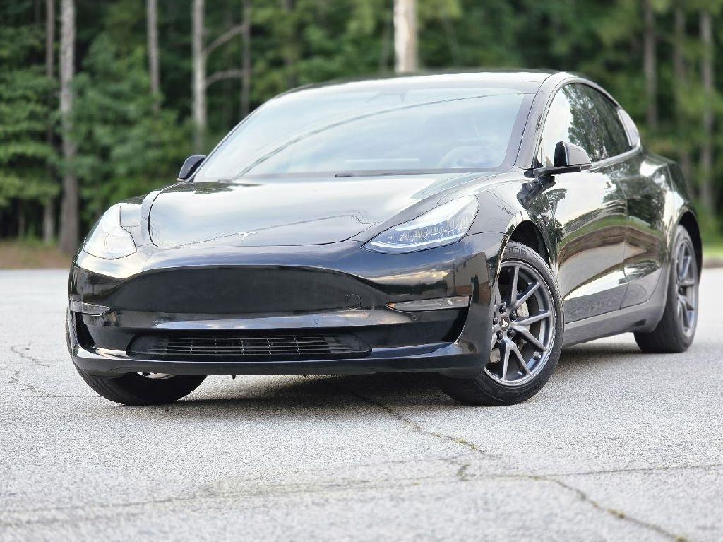2019 Tesla Model 3 Mid Range