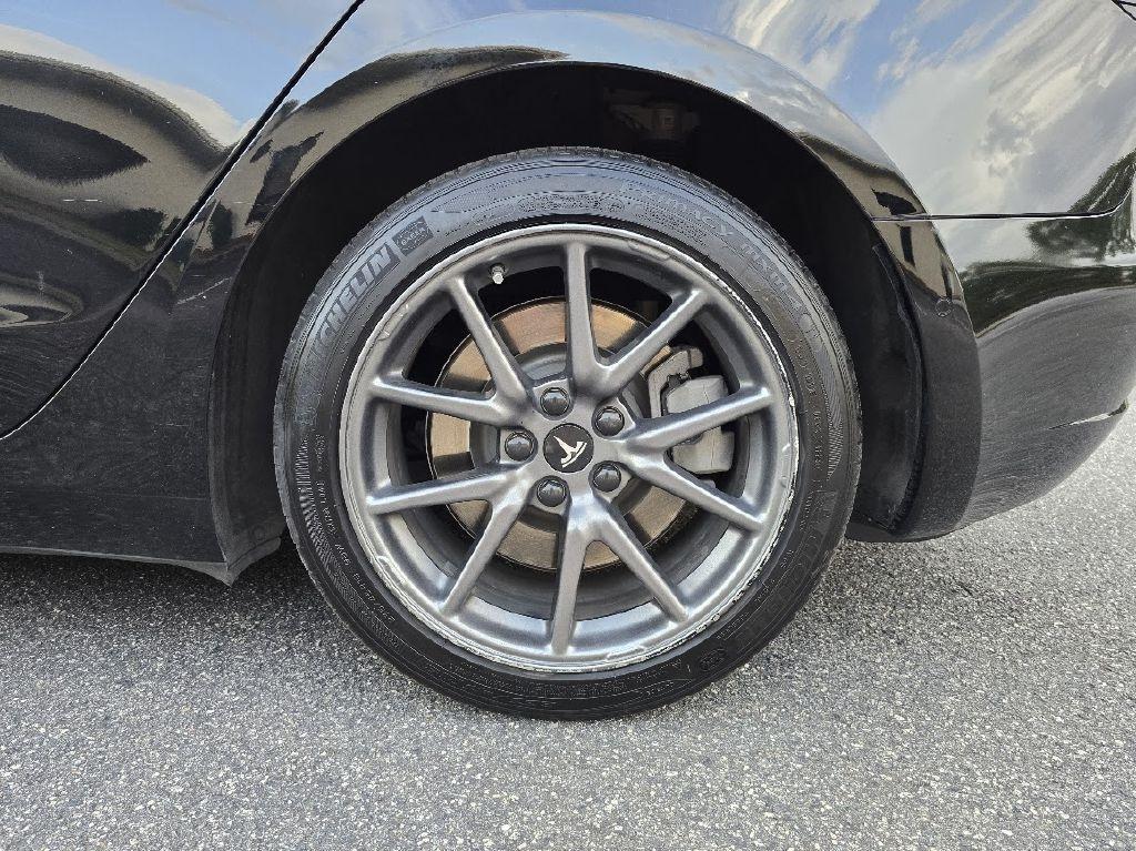 Tesla Model 3 Mid Range 2019