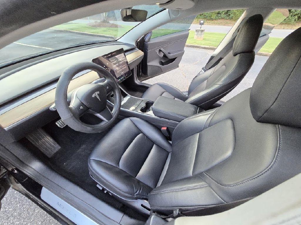 Tesla Model 3 Mid Range 2019