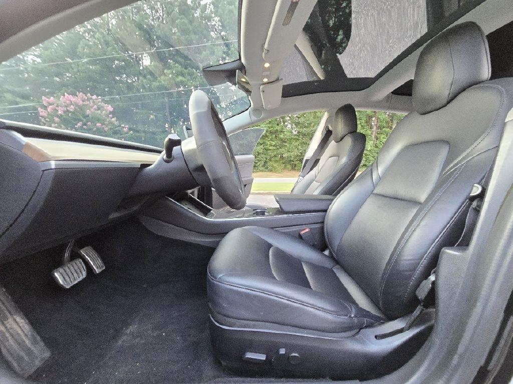 Tesla Model 3 Mid Range 2019