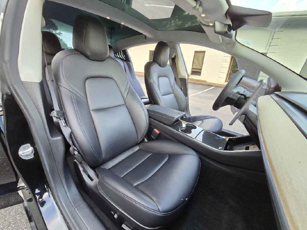 Tesla Model 3 Mid Range 2019