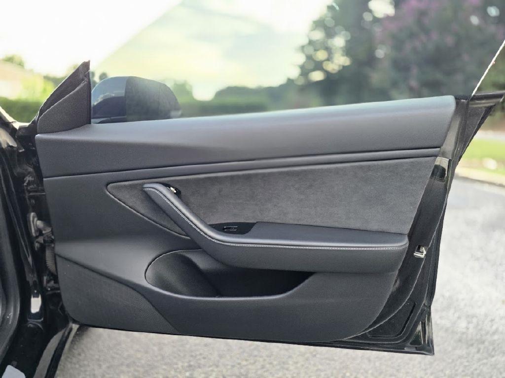 Tesla Model 3 Mid Range 2019