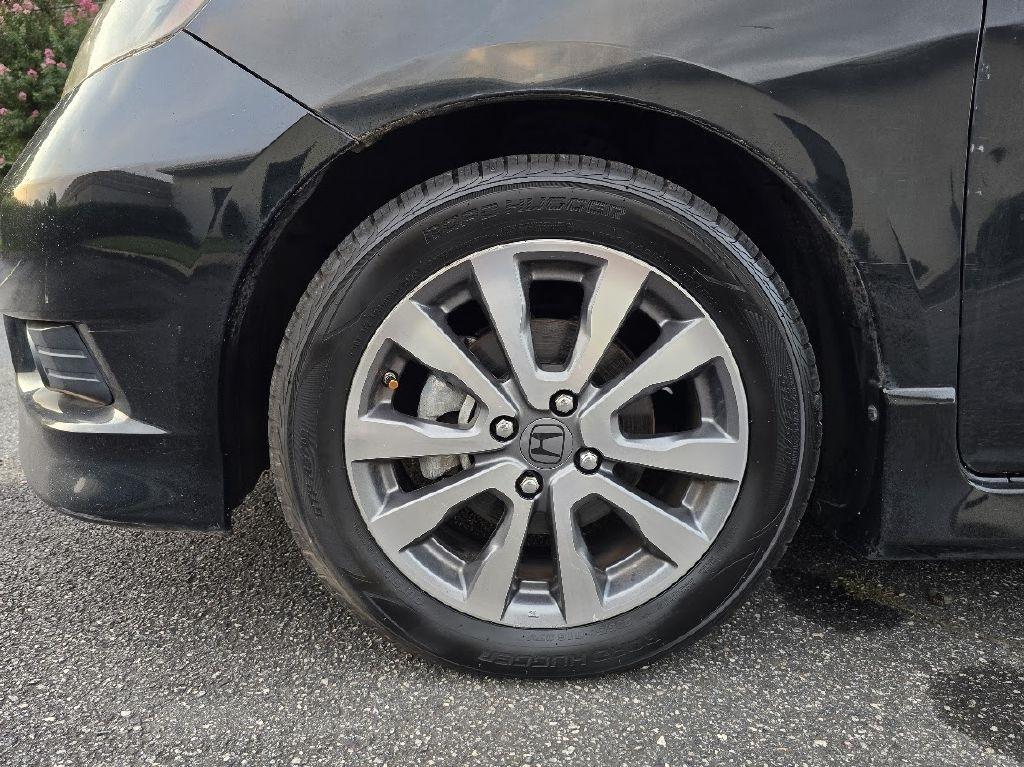Honda Fit Sport 5-Speed AT 2013
