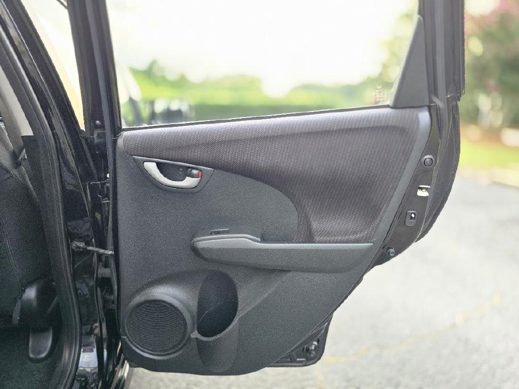 Honda Fit Sport 5-Speed AT 2013