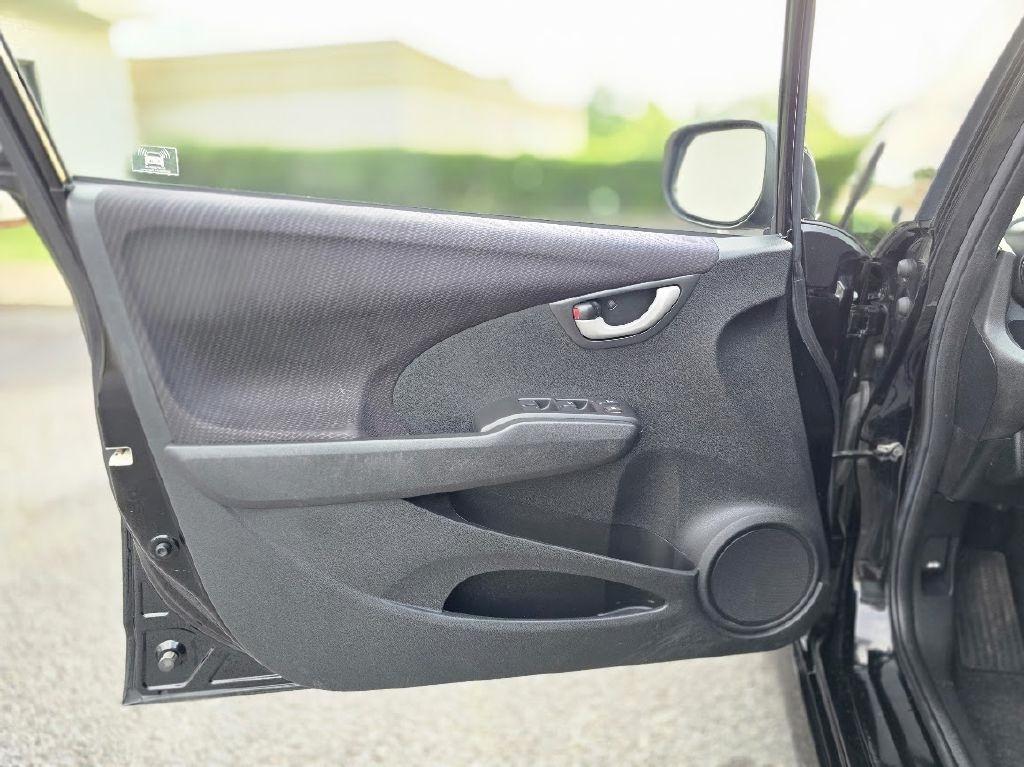 Honda Fit Sport 5-Speed AT 2013