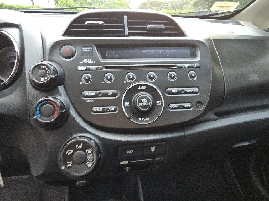 Honda Fit Sport 5-Speed AT 2013
