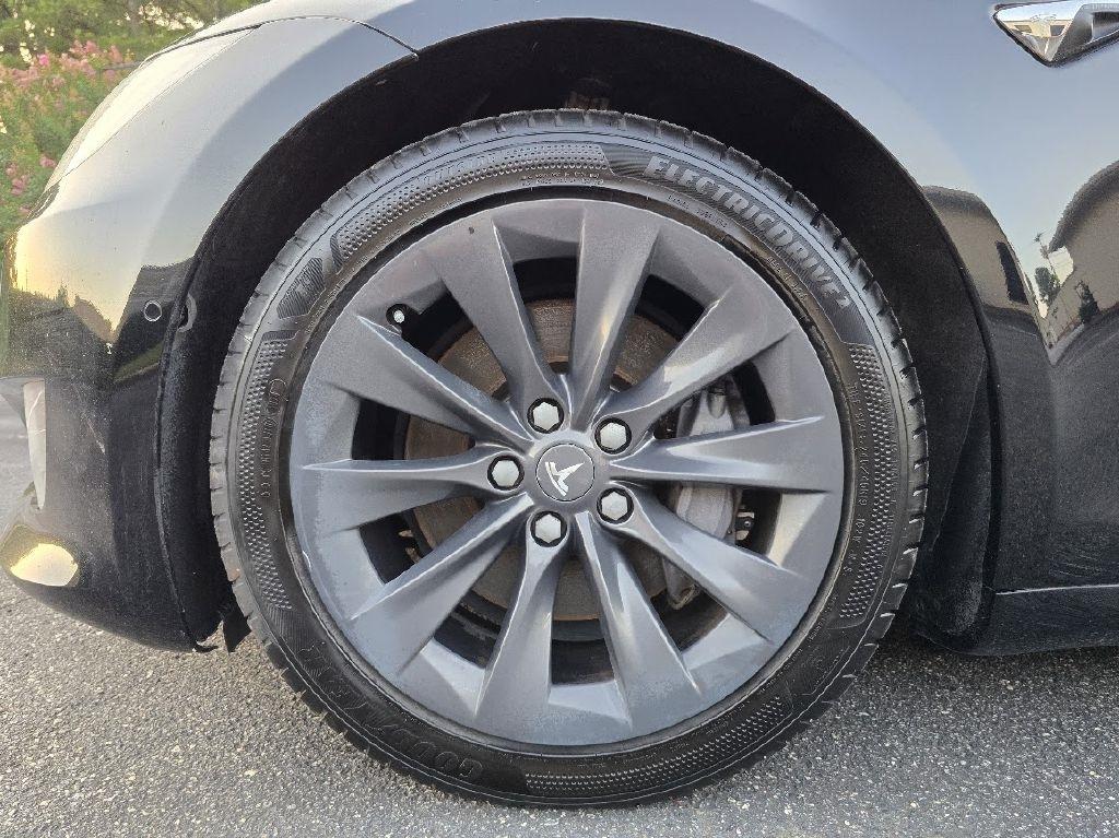 Tesla Model S 75D AWD 2018