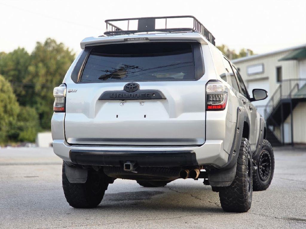 Toyota 4Runner SR5 4WD 2018