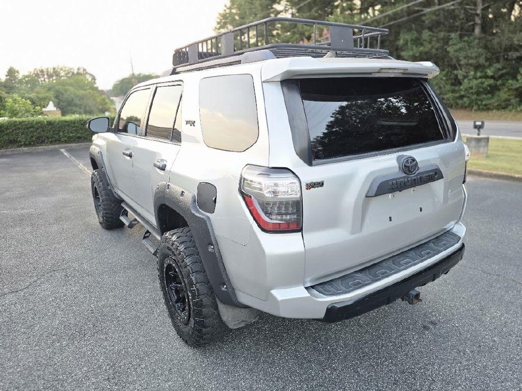 Toyota 4Runner SR5 4WD 2018