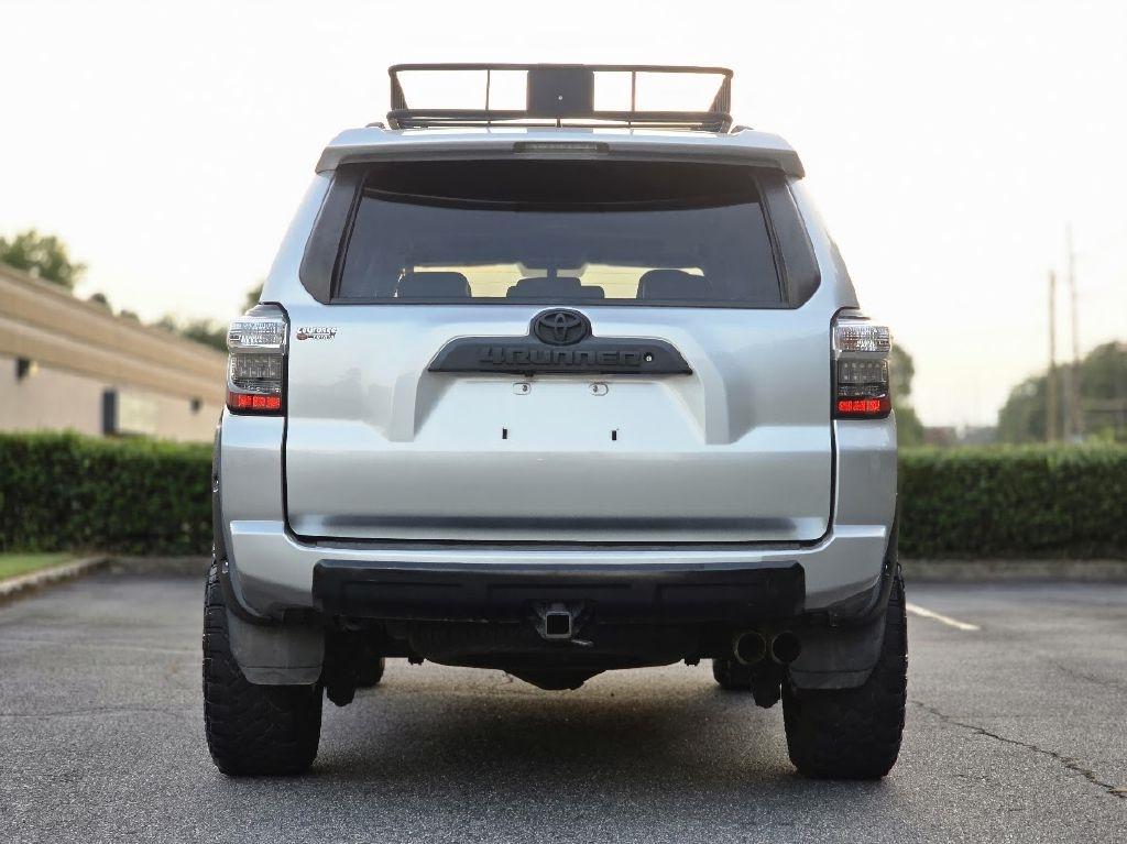 Toyota 4Runner SR5 4WD 2018