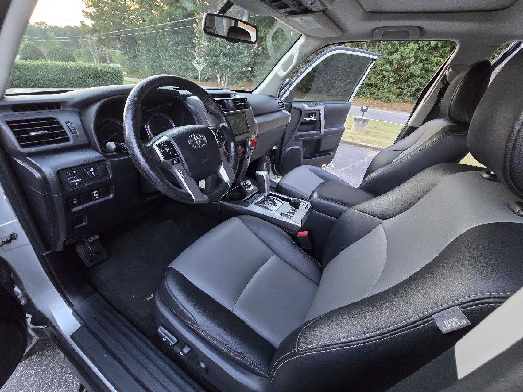 Toyota 4Runner SR5 4WD 2018