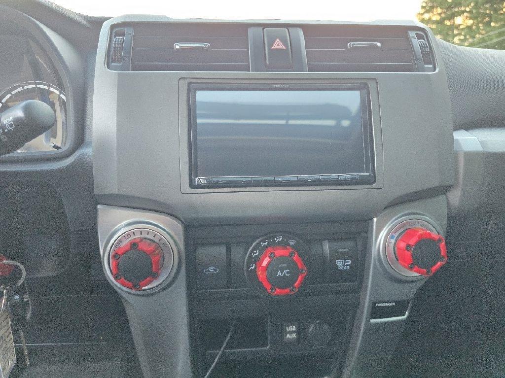 Toyota 4Runner SR5 4WD 2018