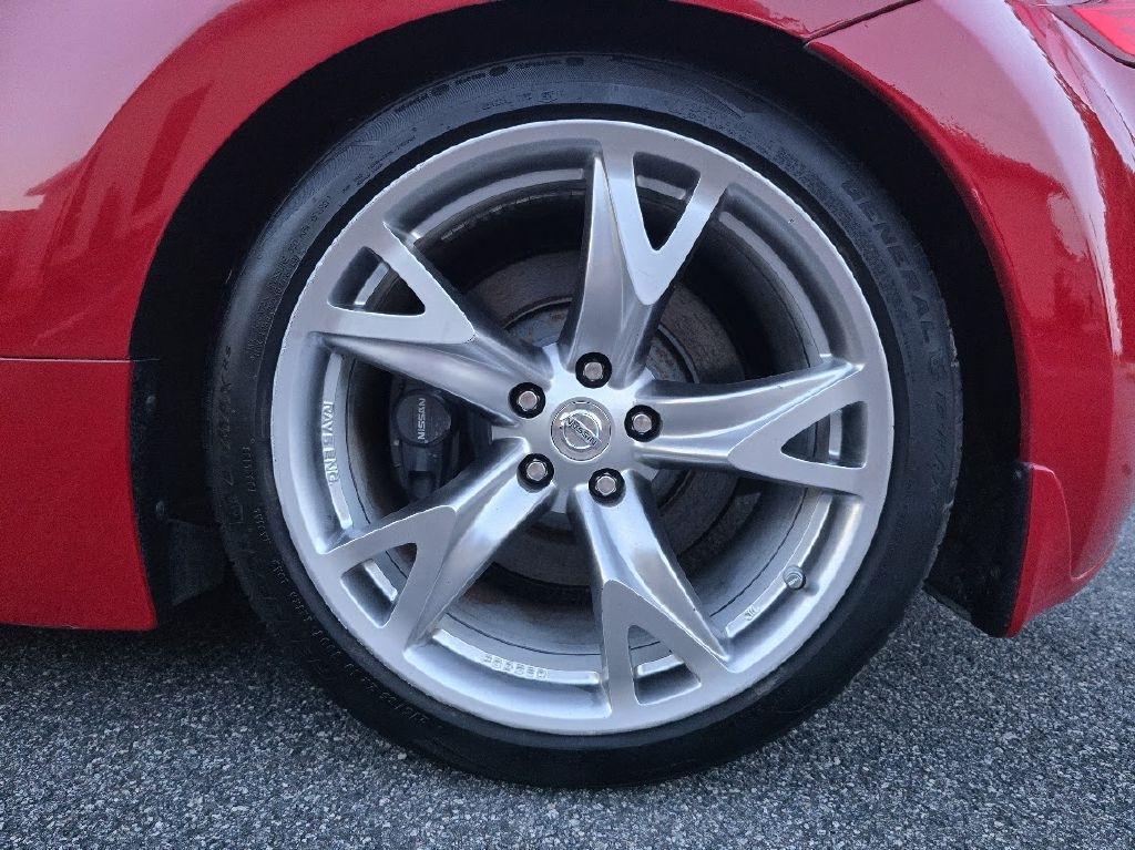 Nissan 370Z Coupe 2009