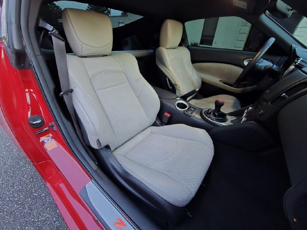 Nissan 370Z Coupe 2009