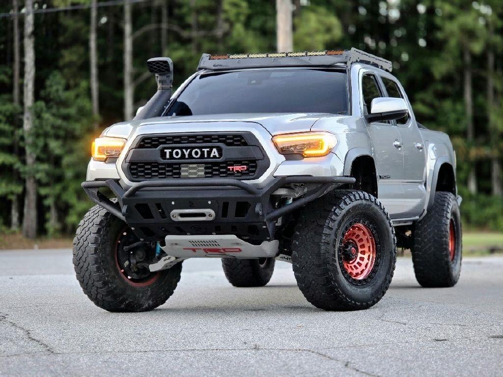 2018 Toyota Tacoma SR5 Double Cab Long Bed V6 6AT 2WD