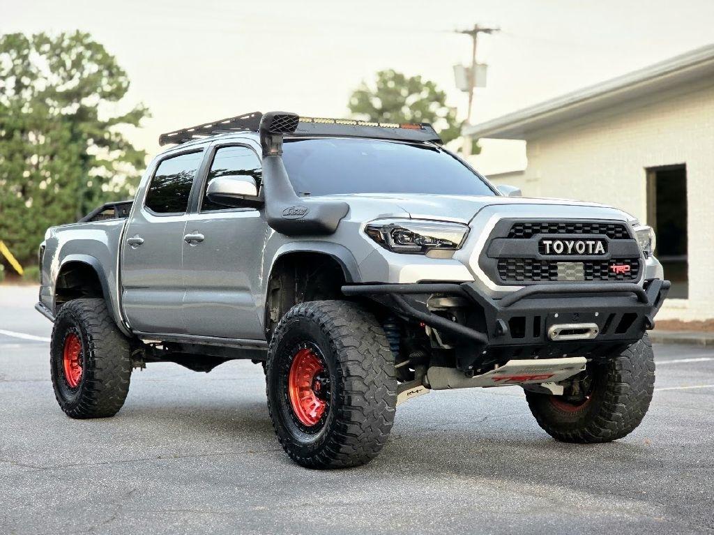 Toyota Tacoma SR5 Double Cab Long Bed V6 6AT 2WD 2018