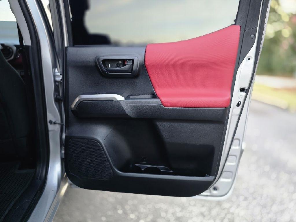 Toyota Tacoma SR5 Double Cab Long Bed V6 6AT 2WD 2018