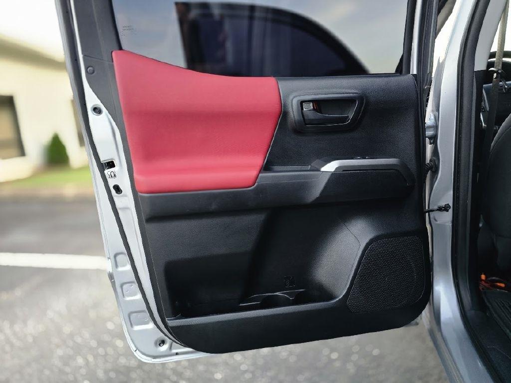 Toyota Tacoma SR5 Double Cab Long Bed V6 6AT 2WD 2018