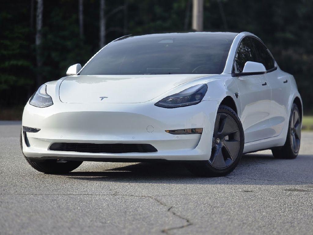 2021 Tesla Model 3 Standard Range Plus