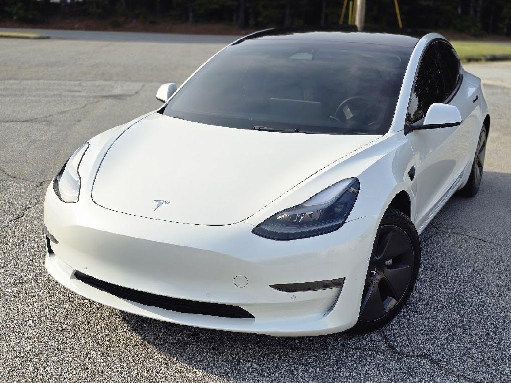 Tesla Model 3 Standard Range Plus 2021