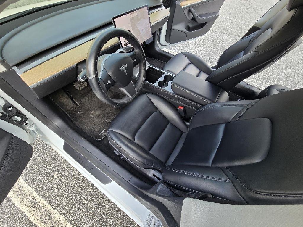 Tesla Model 3 Standard Range Plus 2021
