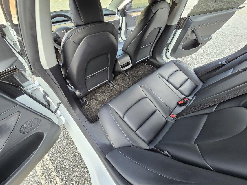 Tesla Model 3 Standard Range Plus 2021