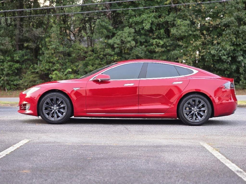 Tesla Model S 90D 2016