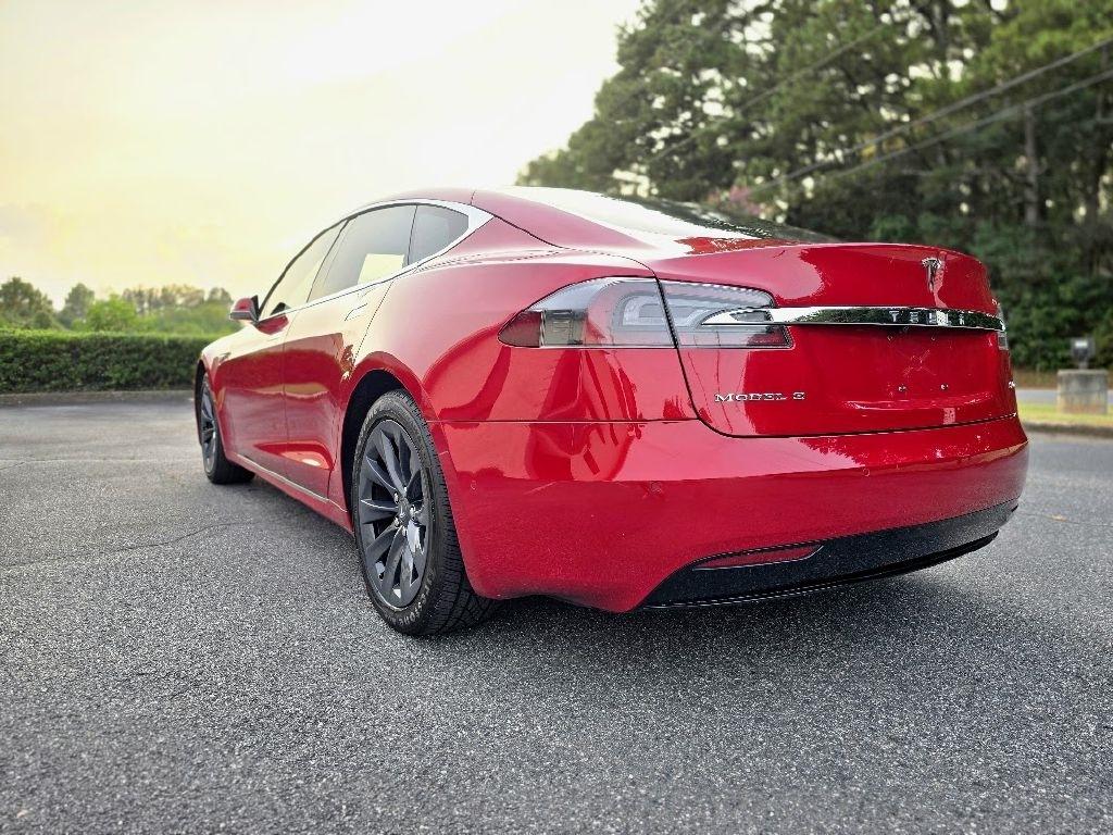 Tesla Model S 90D 2016