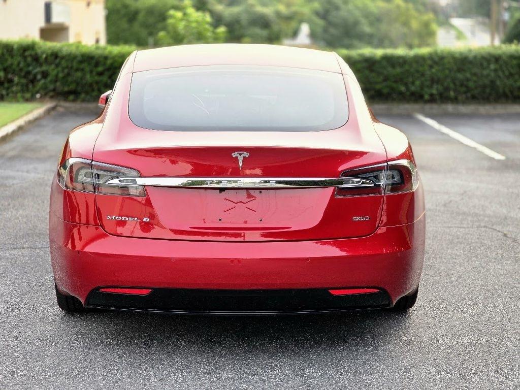 Tesla Model S 90D 2016