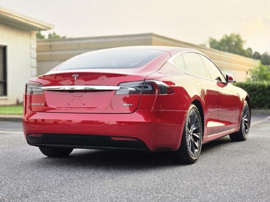 Tesla Model S 90D 2016