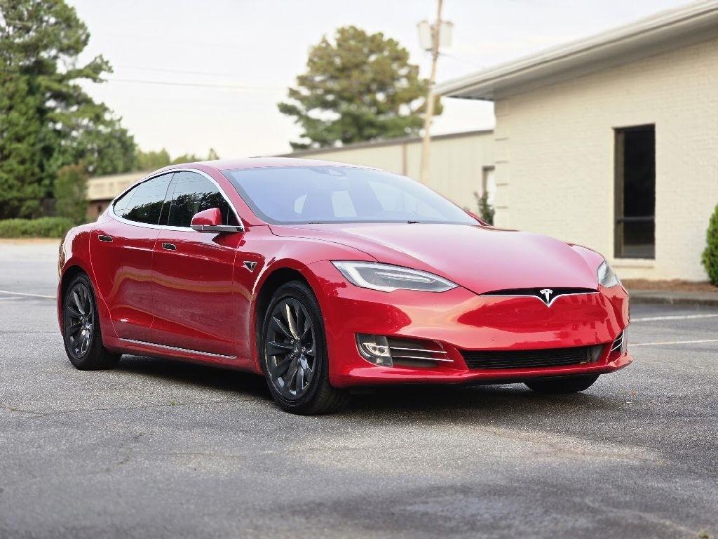 Tesla Model S 90D 2016