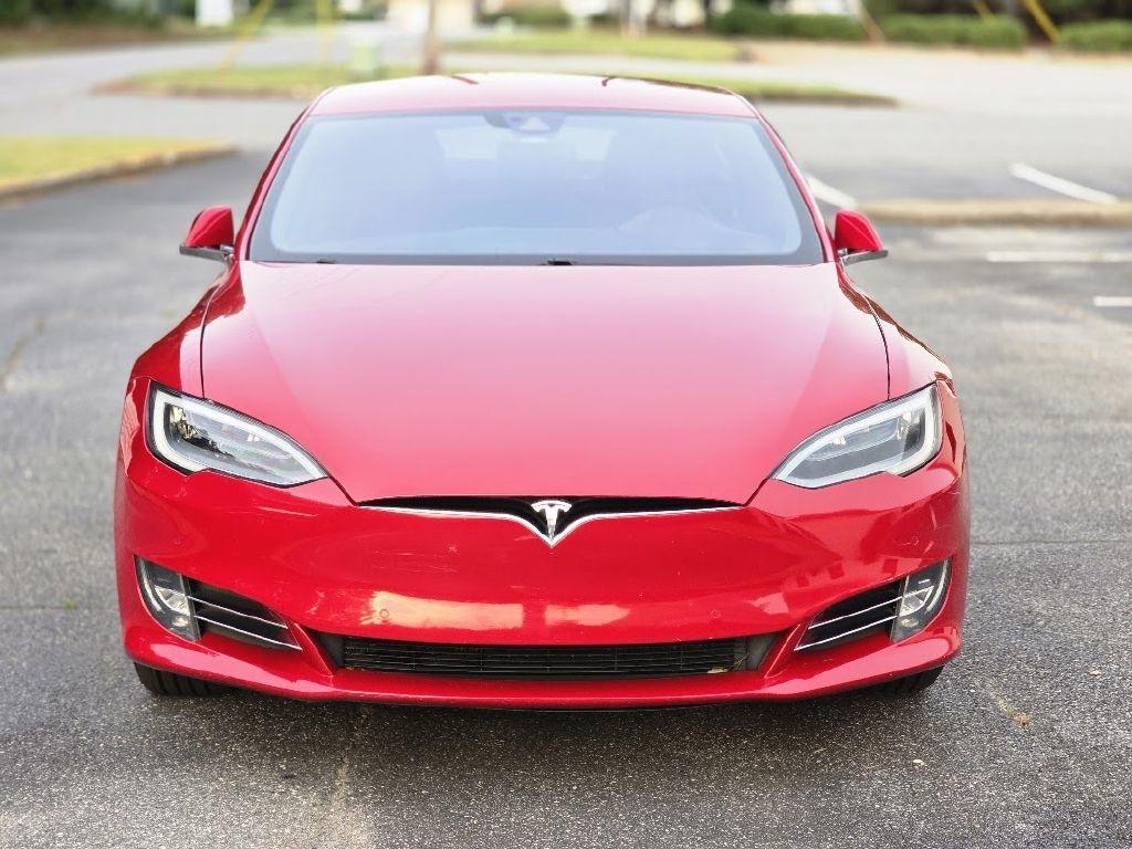 Tesla Model S 90D 2016