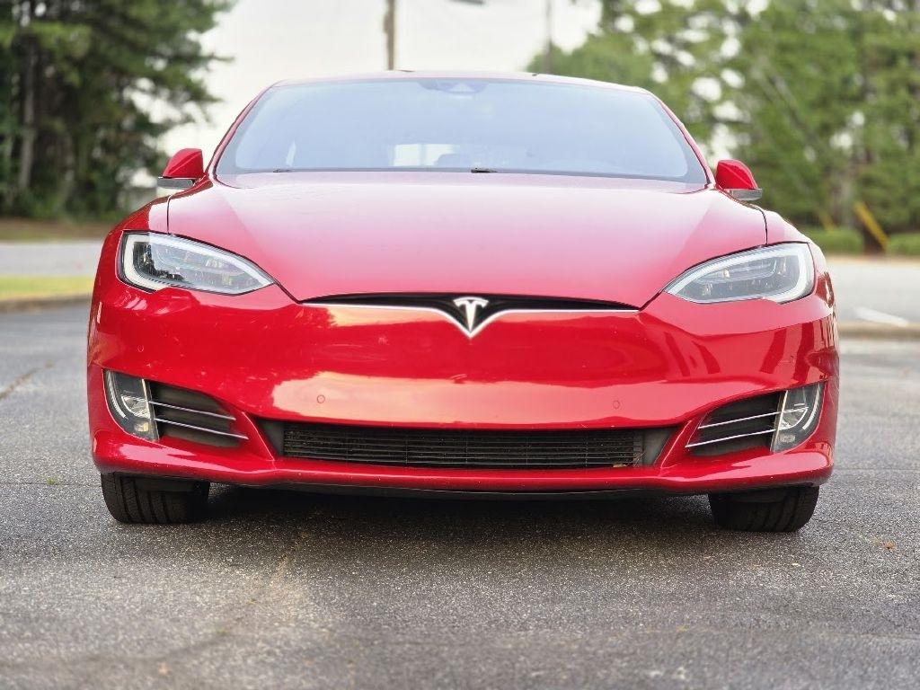 Tesla Model S 90D 2016