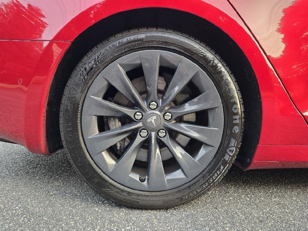 Tesla Model S 90D 2016