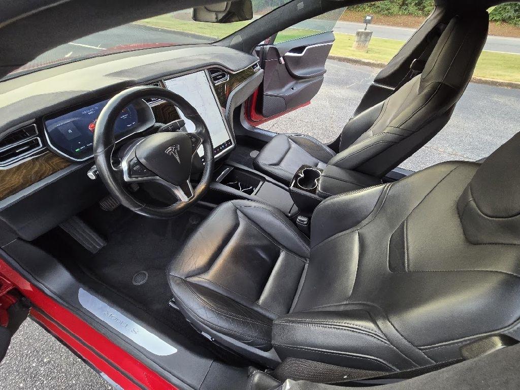 Tesla Model S 90D 2016