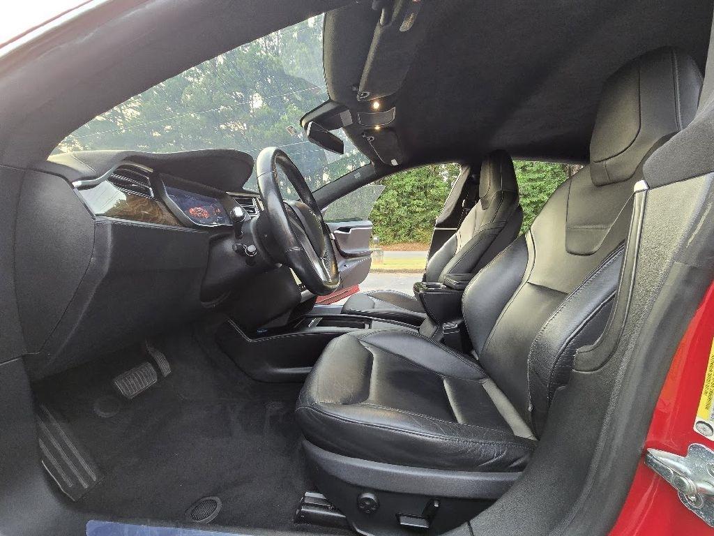 Tesla Model S 90D 2016