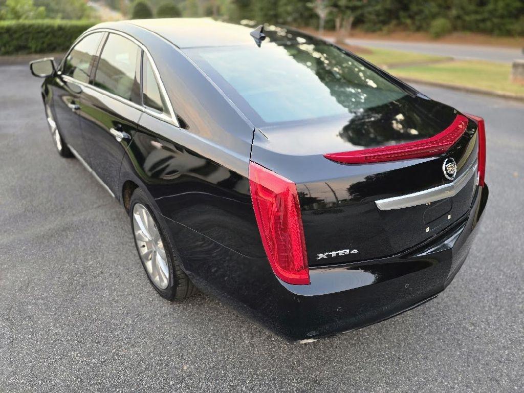 Cadillac XTS Luxury AWD 2013