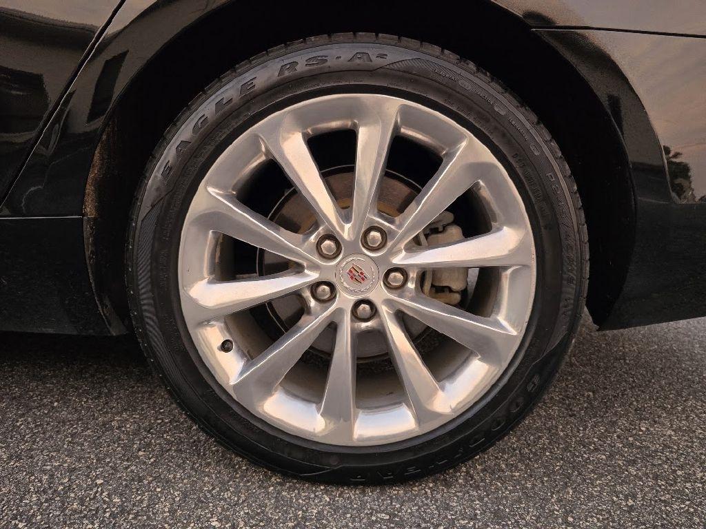 Cadillac XTS Luxury AWD 2013