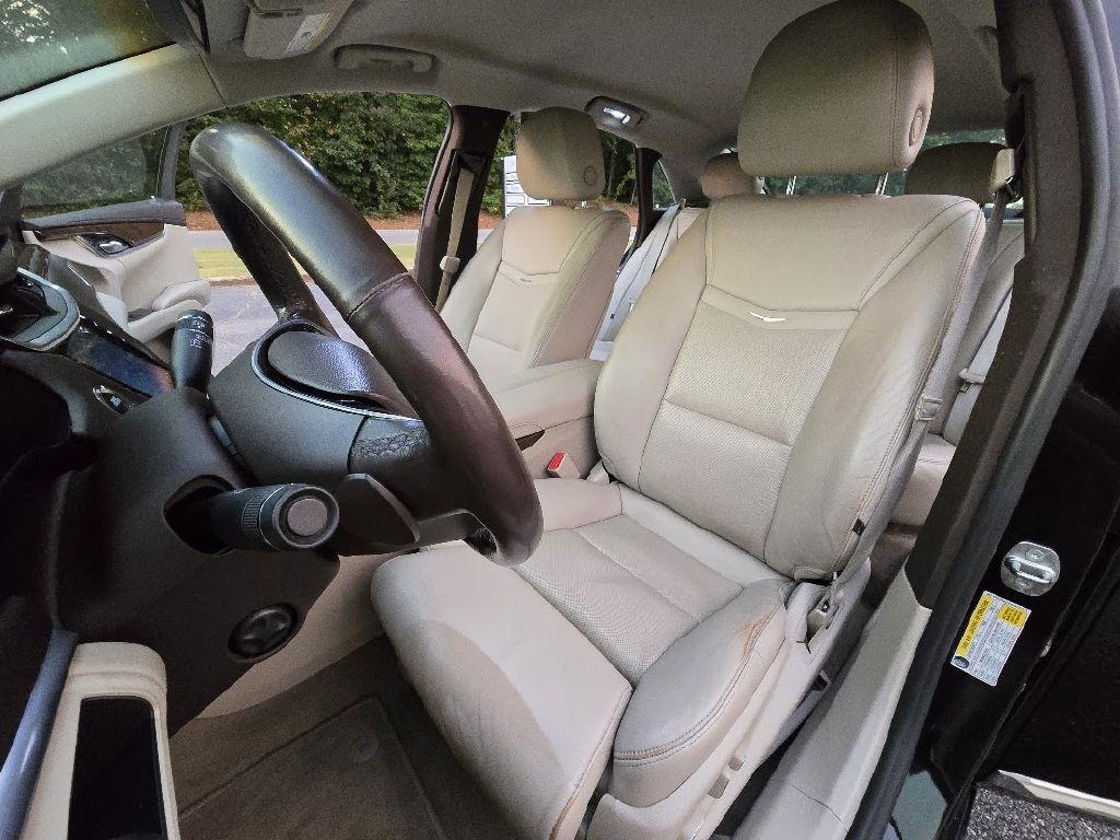 Cadillac XTS Luxury AWD 2013