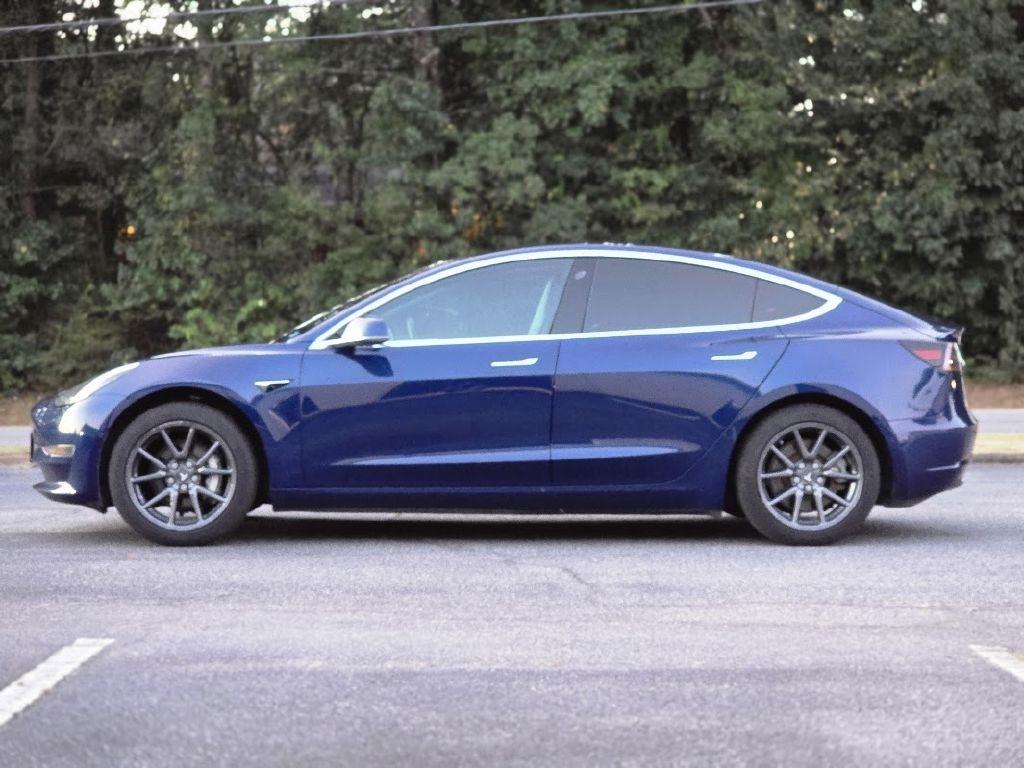 Tesla Model 3 Base 2018