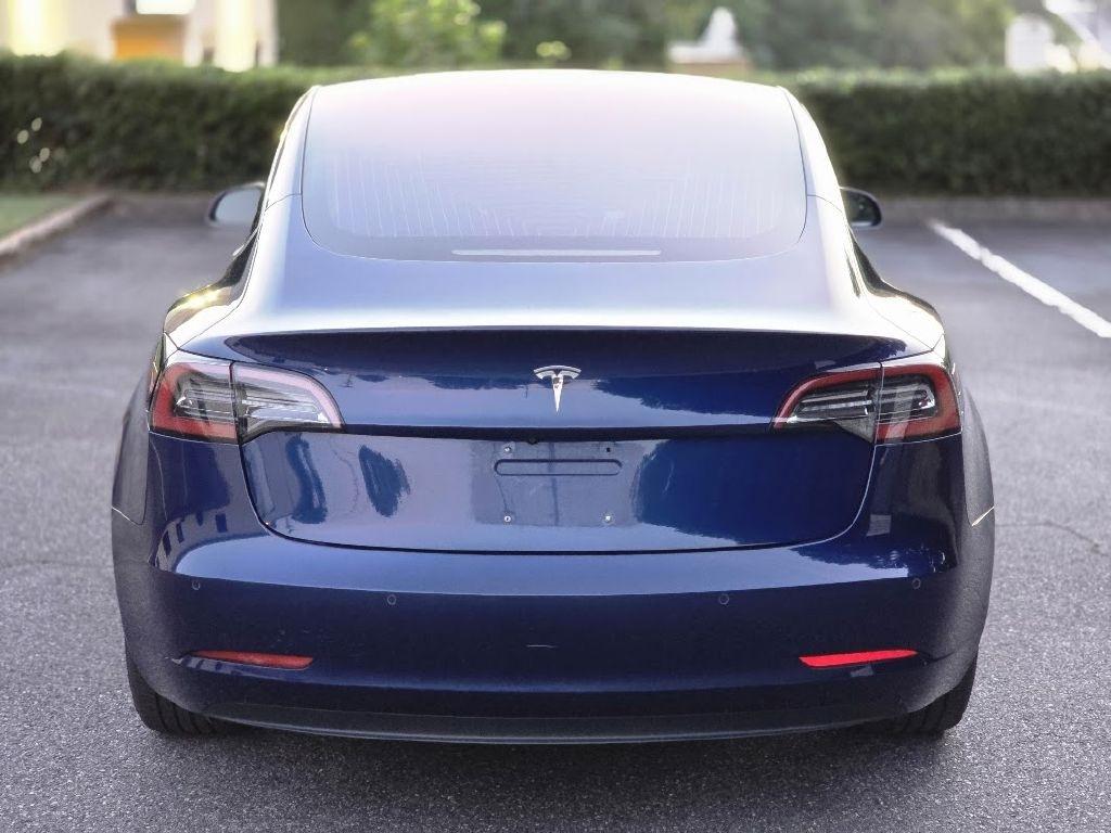 Tesla Model 3 Base 2018