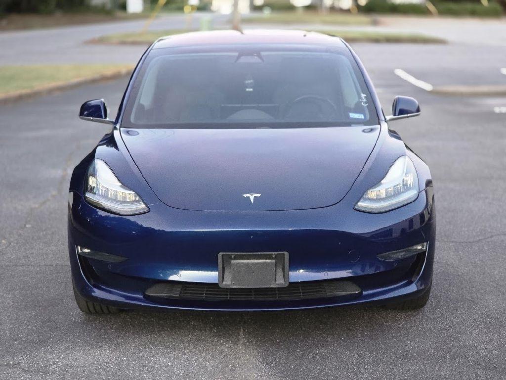 Tesla Model 3 Base 2018