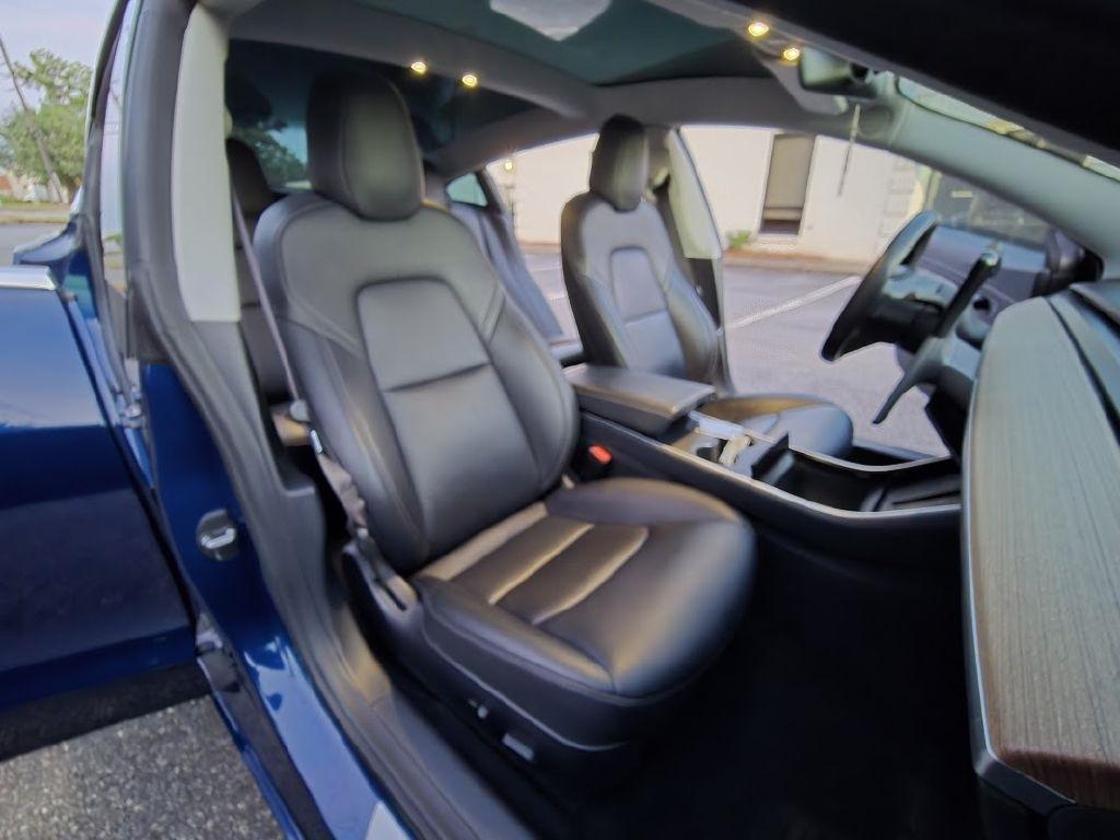 Tesla Model 3 Base 2018