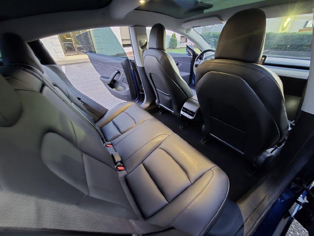 Tesla Model 3 Base 2018