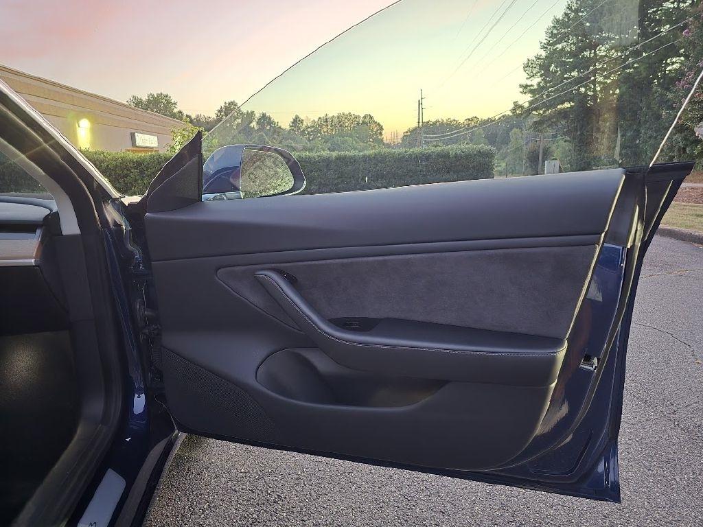 Tesla Model 3 Base 2018