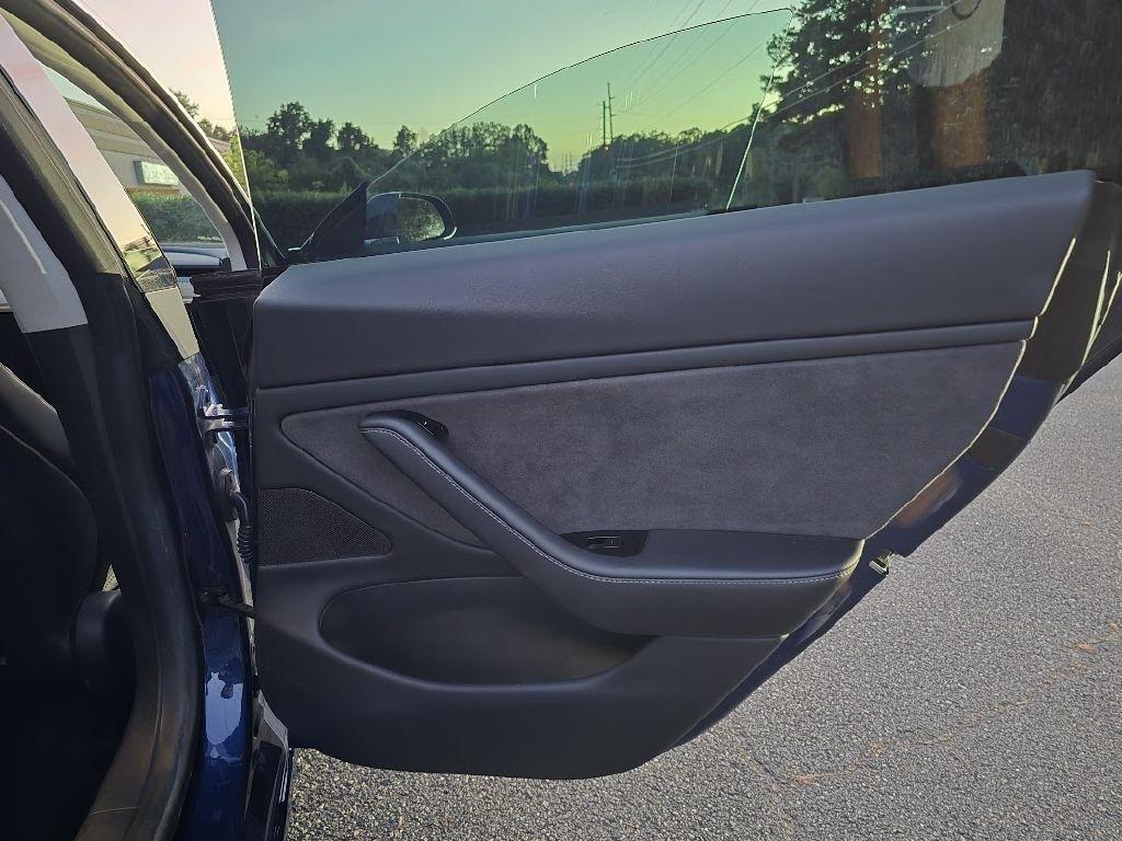 Tesla Model 3 Base 2018