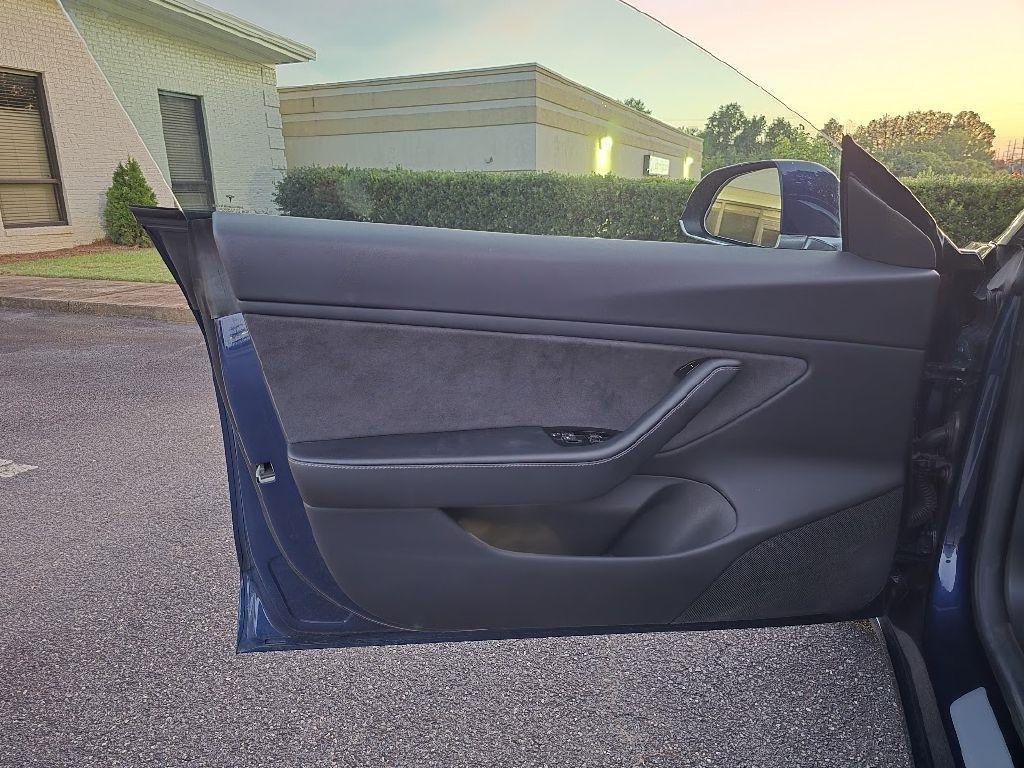 Tesla Model 3 Base 2018