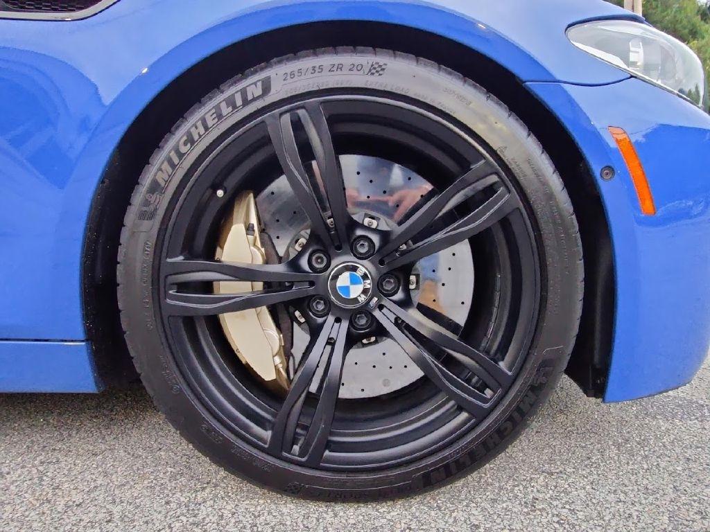 BMW M5 Sedan 2014