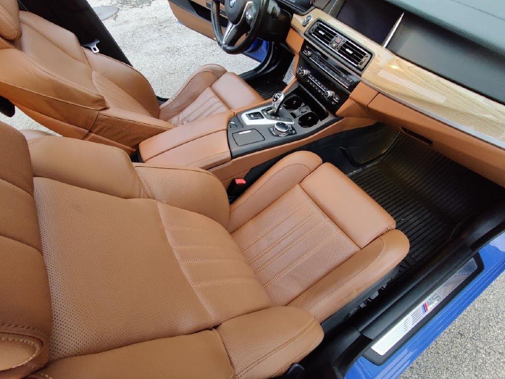 BMW M5 Sedan 2014